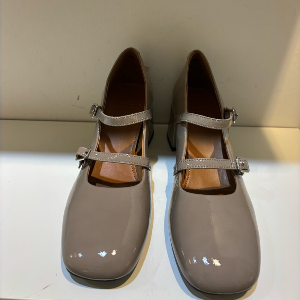 Vagabond Patent Leather Mary Jane Heels in Taupe - Picture 6 of 6